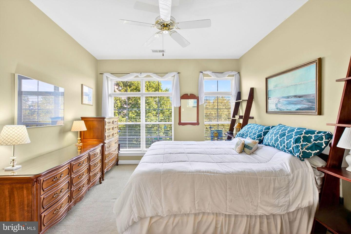 810 Belmont Bay Dr #302 Property Photo 17
