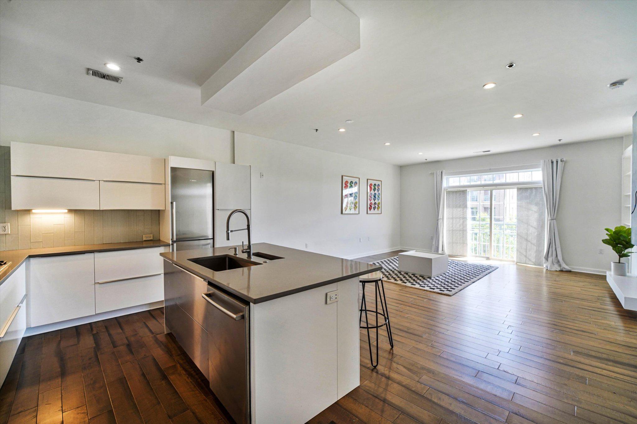 820 Belmont Bay Dr #303 Property Photo 25