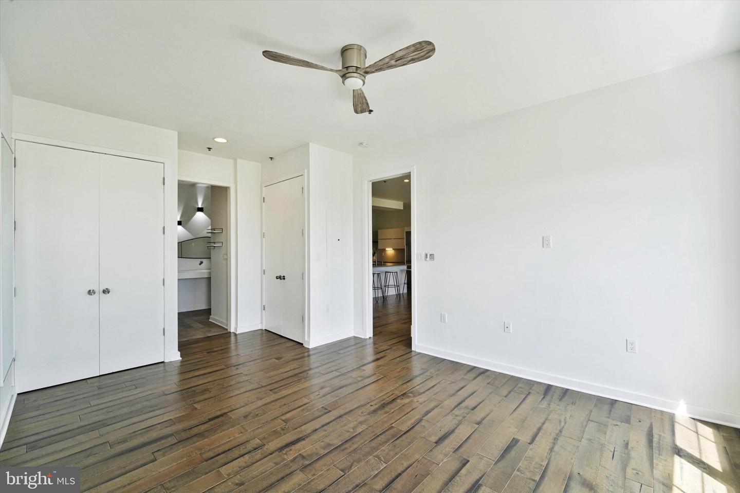 820 Belmont Bay Dr #303 Property Photo 38