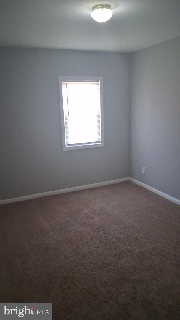 286 4th Ave #201 Property Photo 5