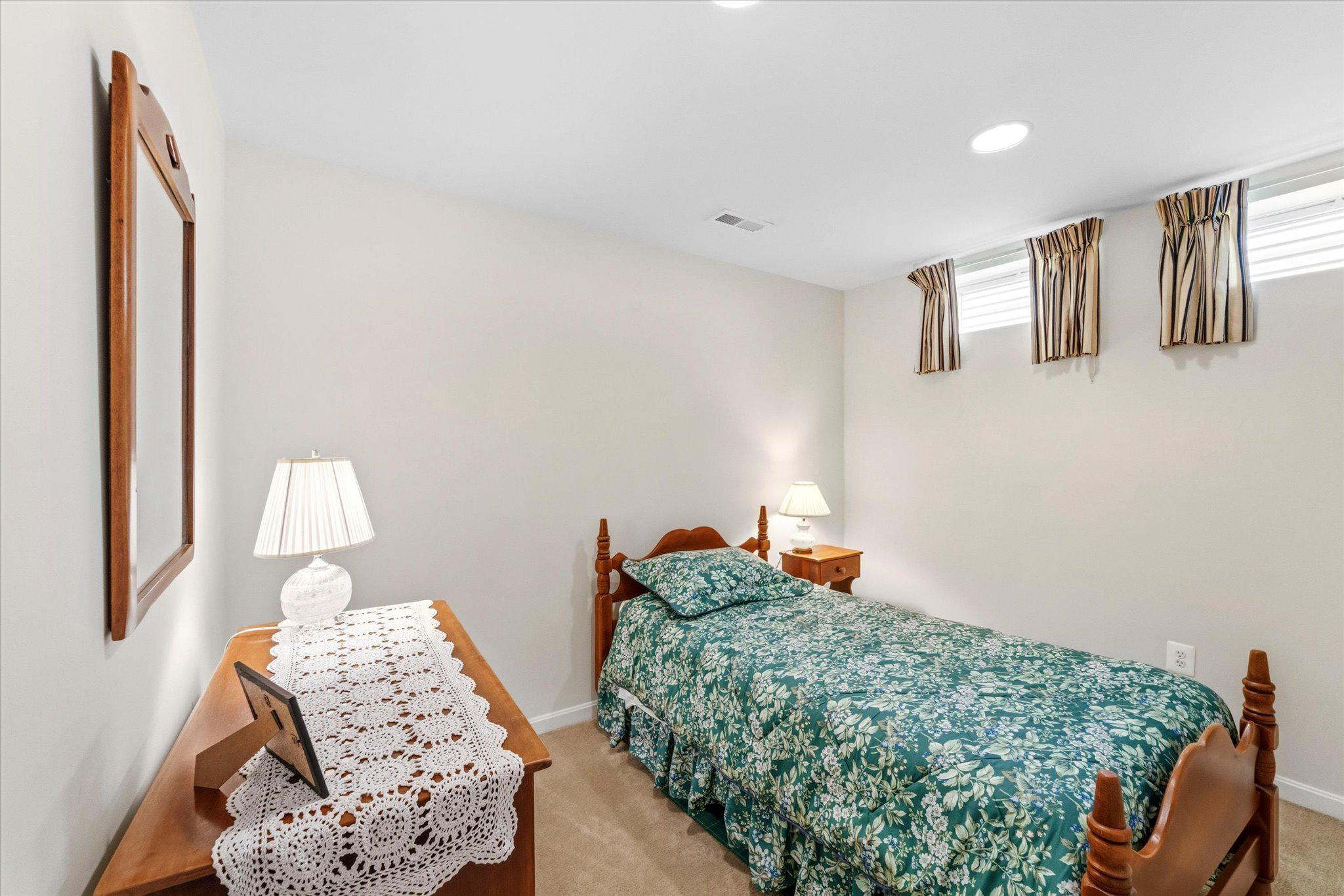 12028 Rutherglen Pl Property Photo 36