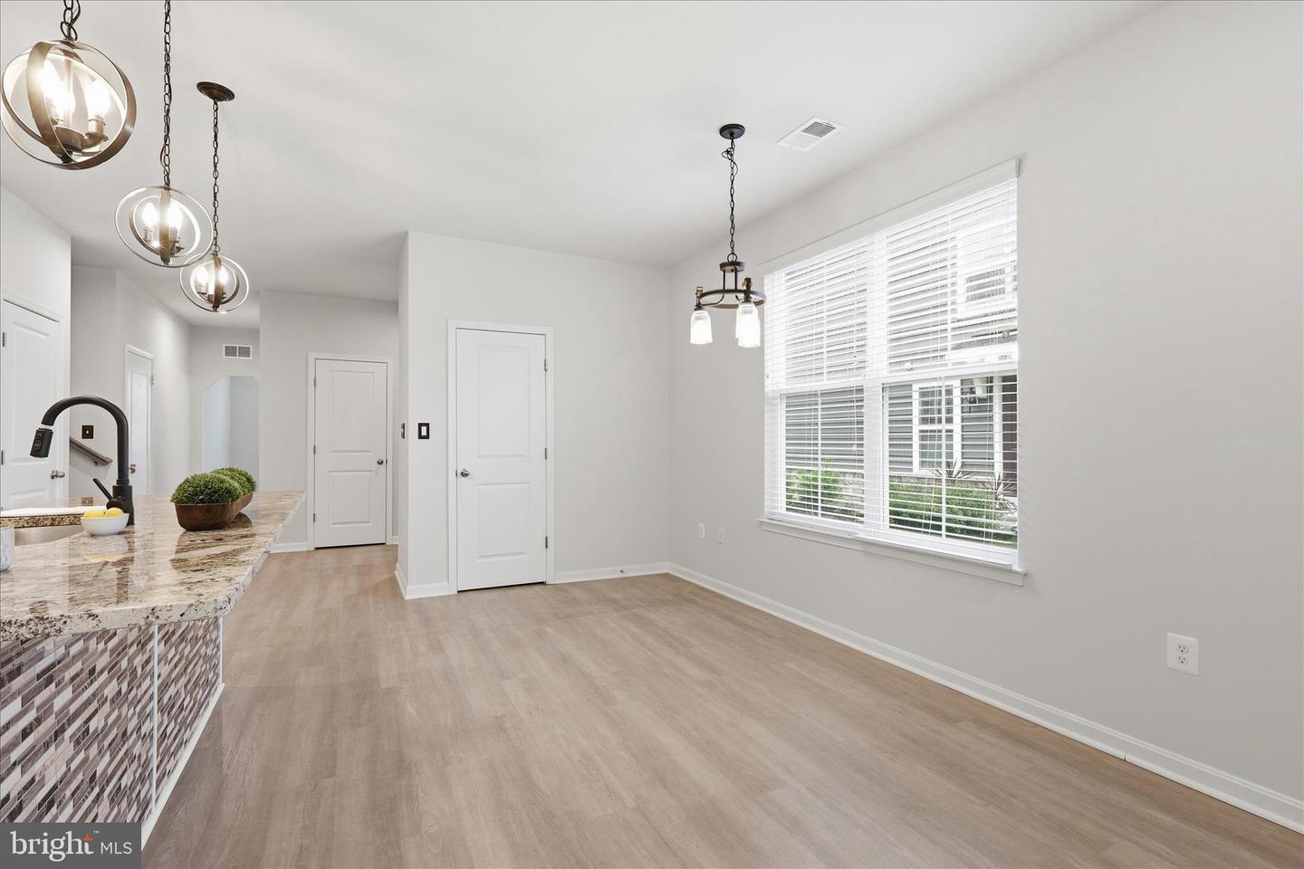 3664 Traford Ln Property Photo 11