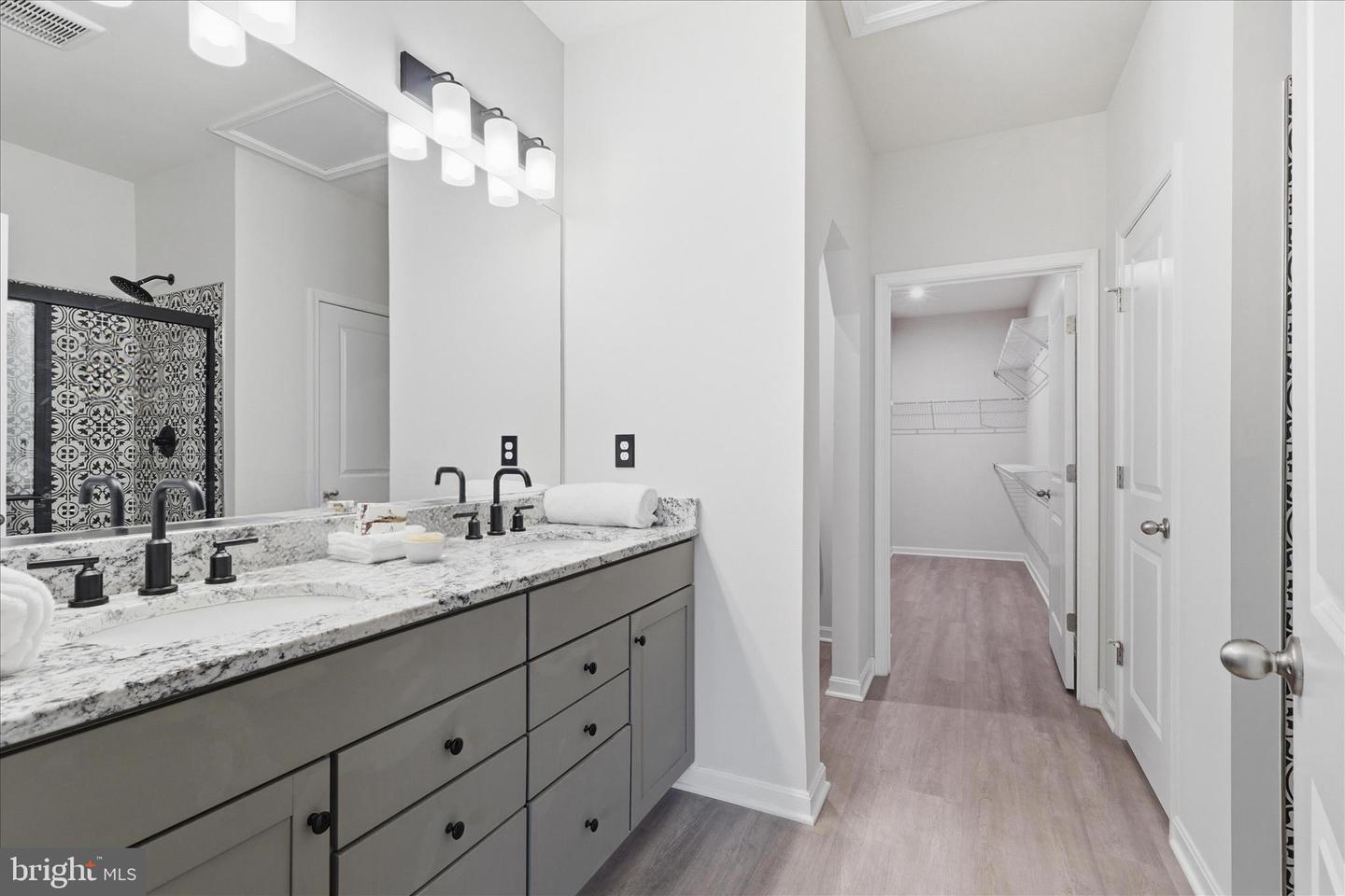 3664 Traford Ln Property Photo 22