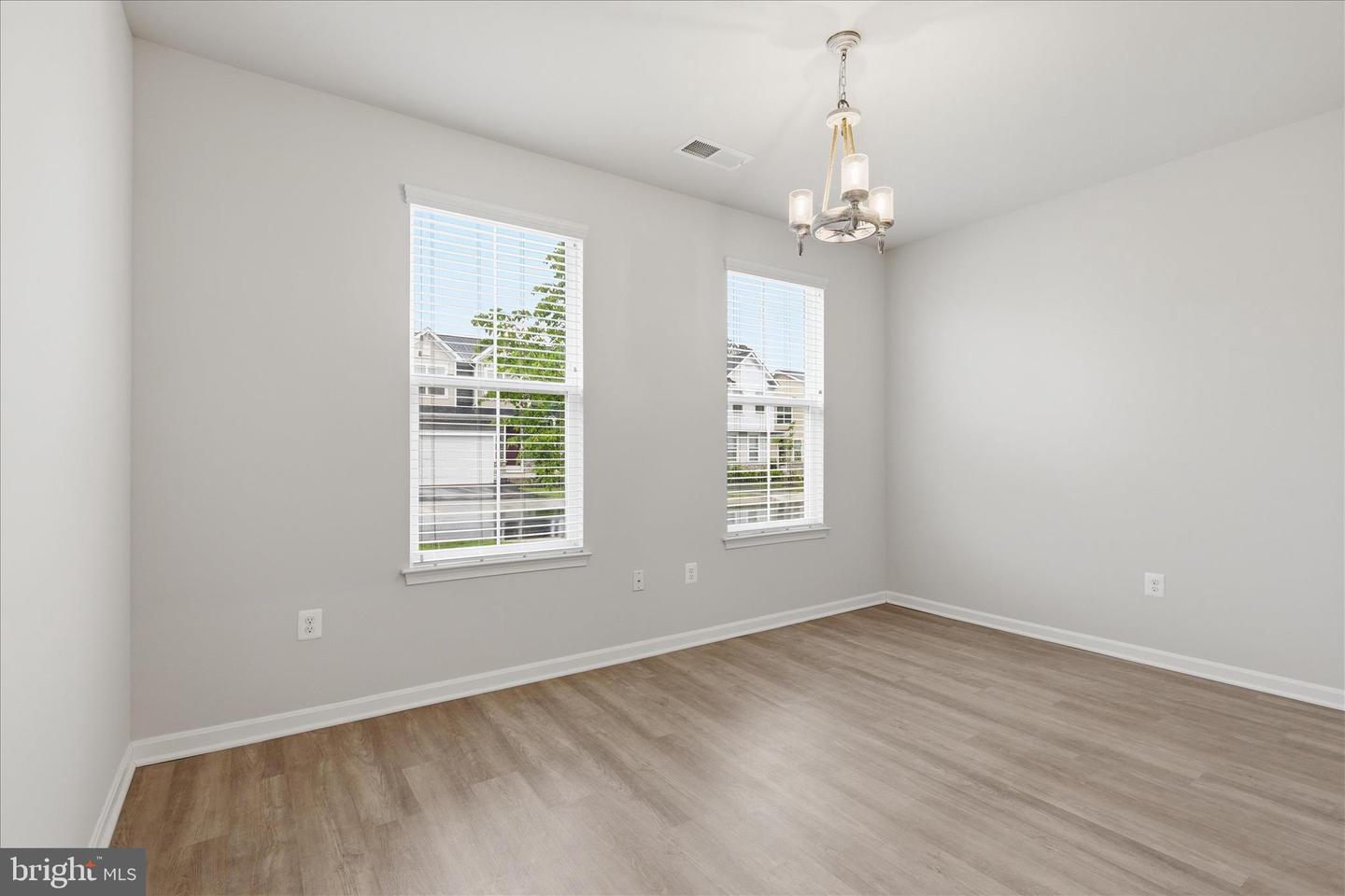 3664 Traford Ln Property Photo 25