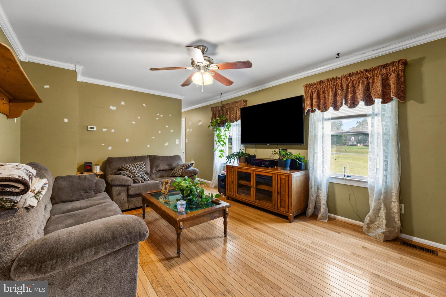 10208 Oxfordshire Dr Property Photo 5
