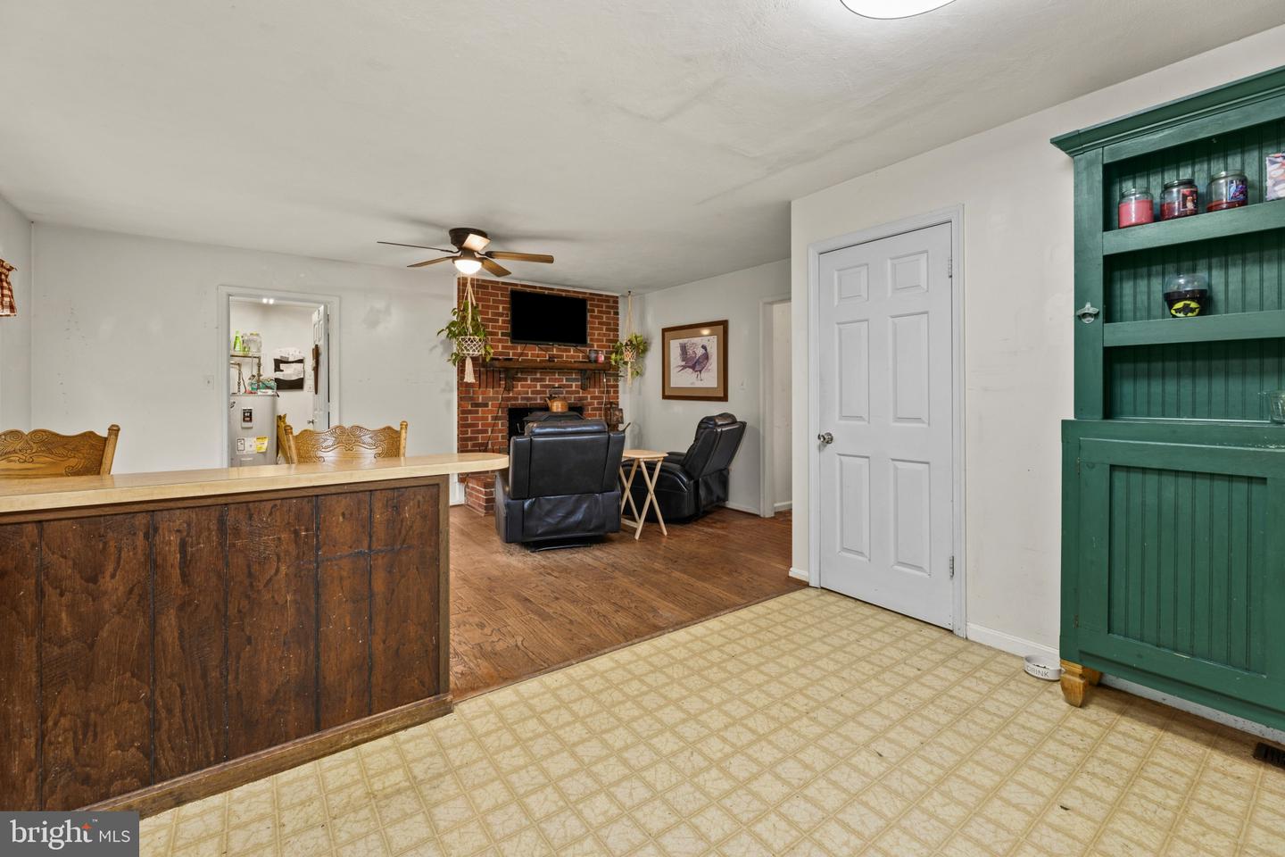 10208 Oxfordshire Dr Property Photo 9