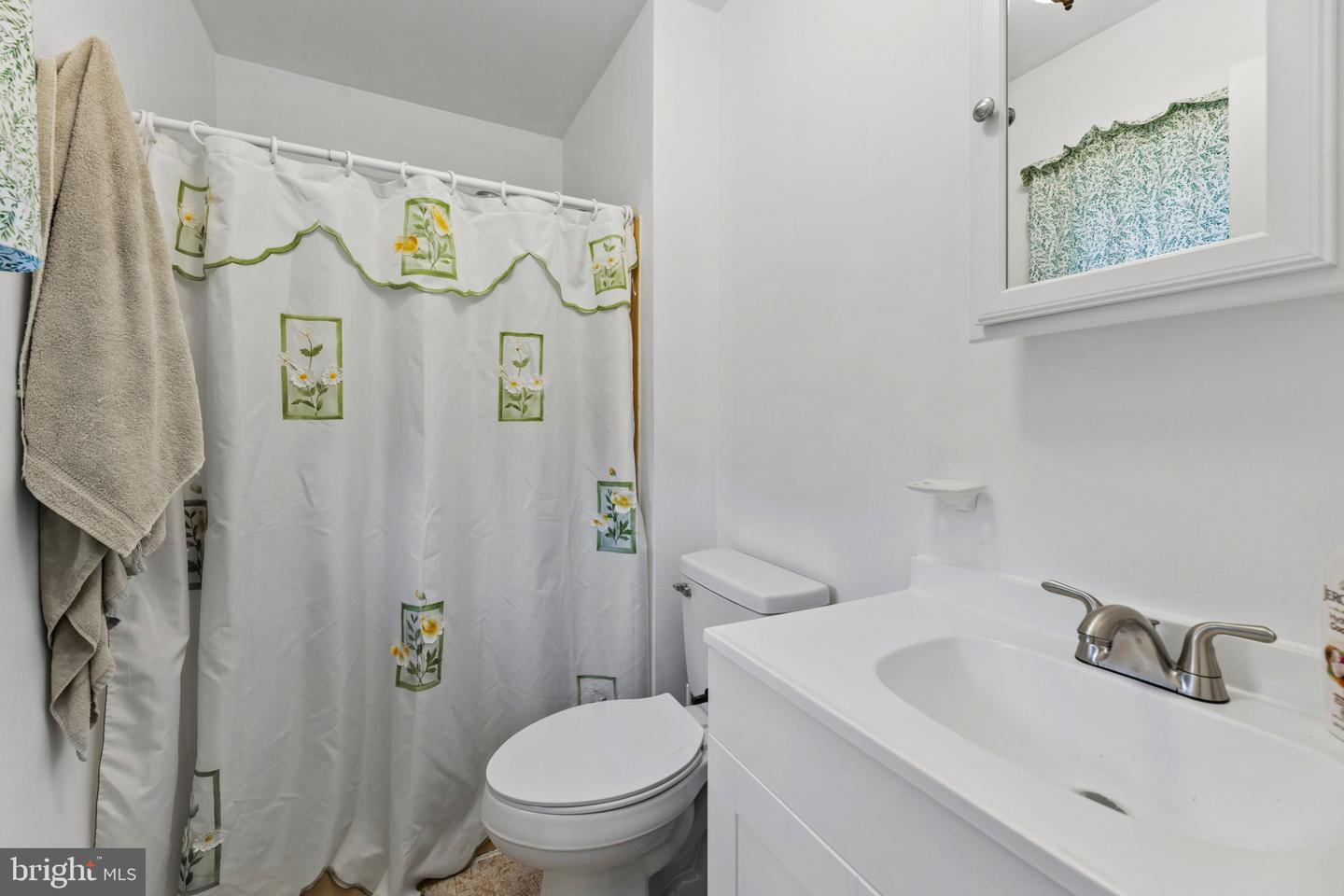 10208 Oxfordshire Dr Property Photo 20