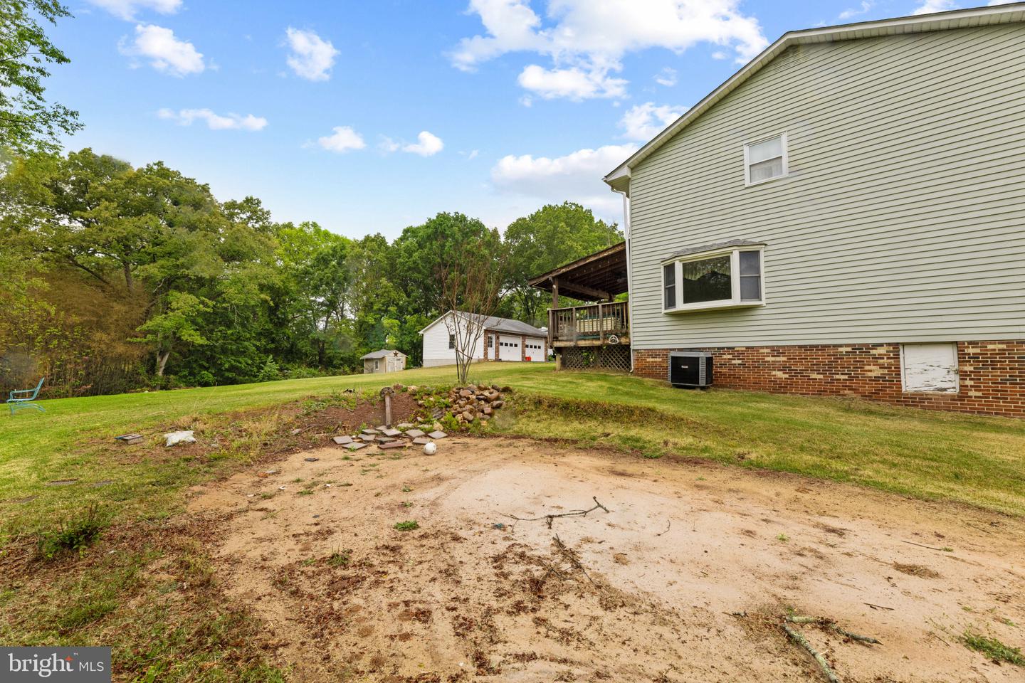 10208 Oxfordshire Dr Property Photo 25
