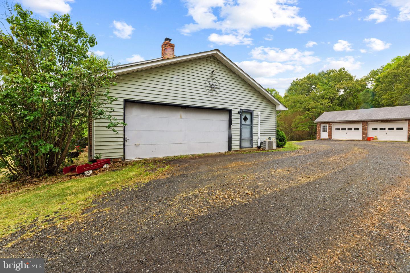 10208 Oxfordshire Dr Property Photo 27