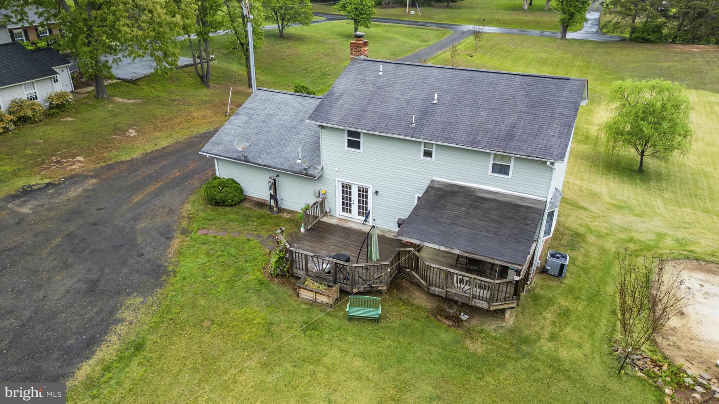 10208 Oxfordshire Dr Property Photo 32