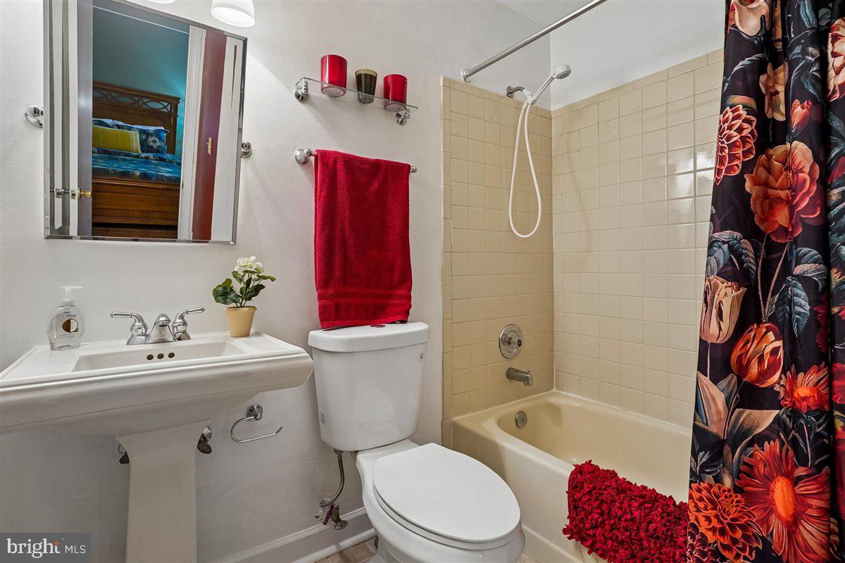 15792 Devonald Pl Property Photo 37