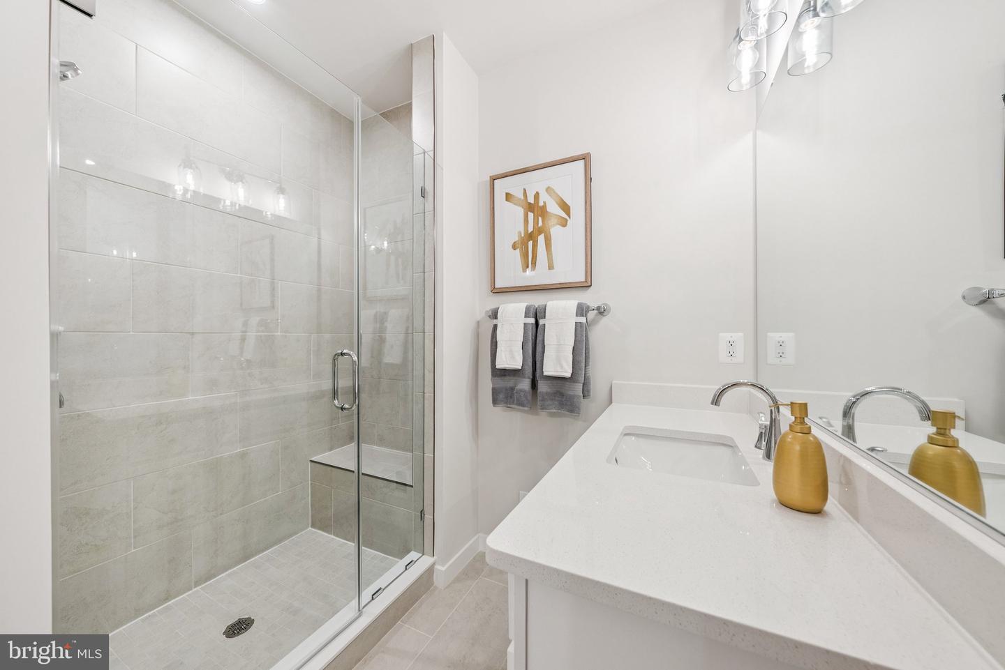11007 Joslin St Property Photo 23