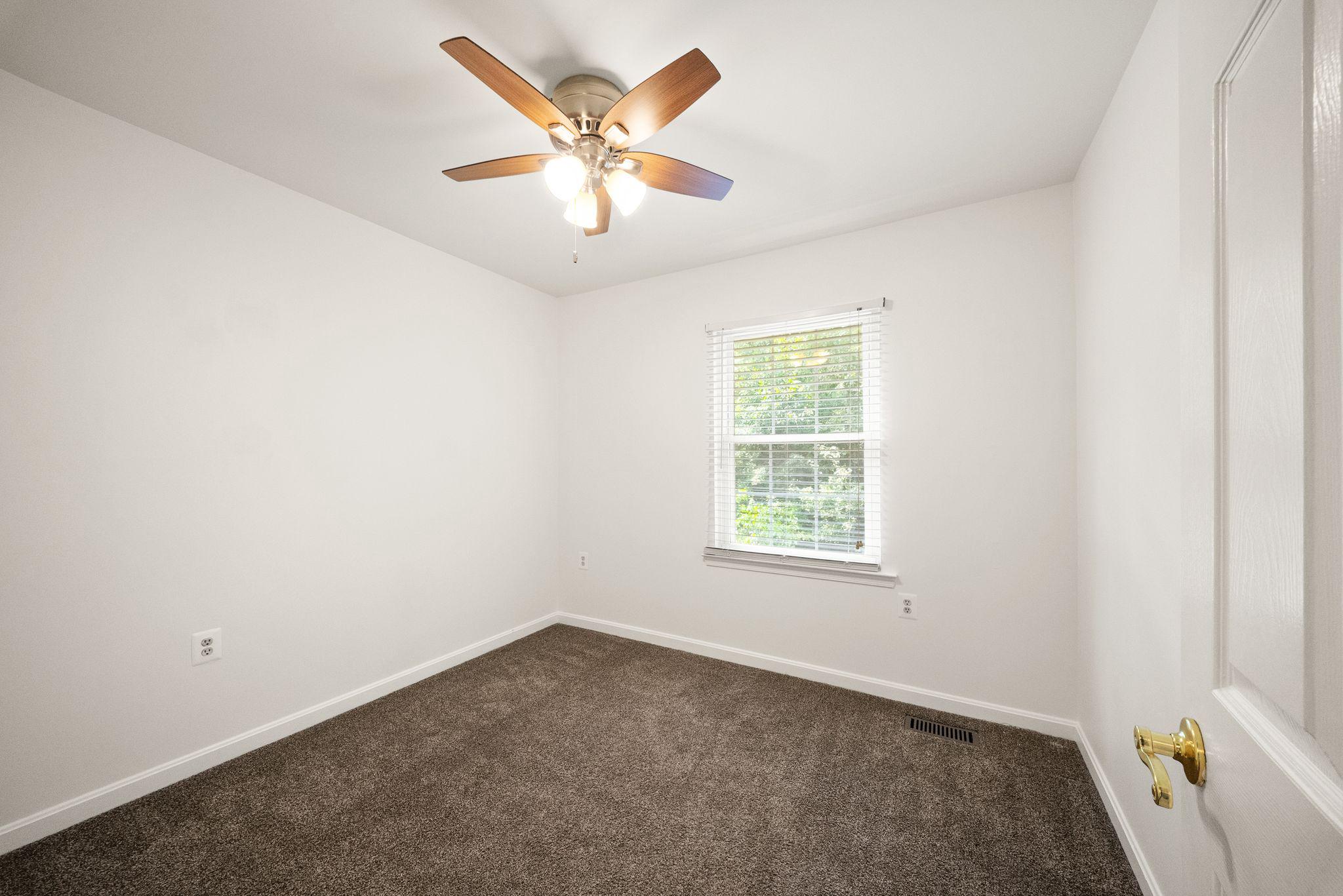 15325 Waters Edge Ct Property Photo 30