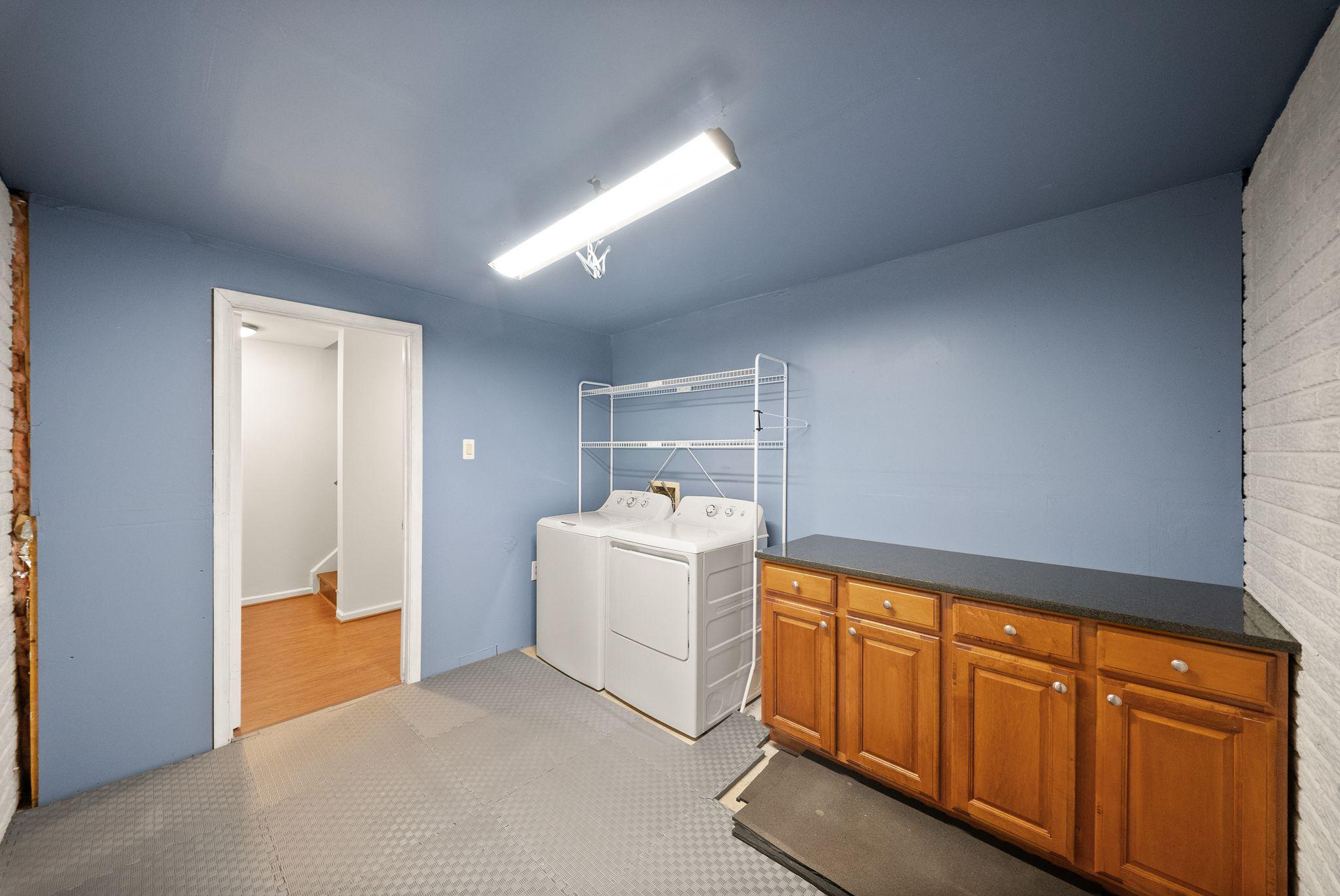 15325 Waters Edge Ct Property Photo 40