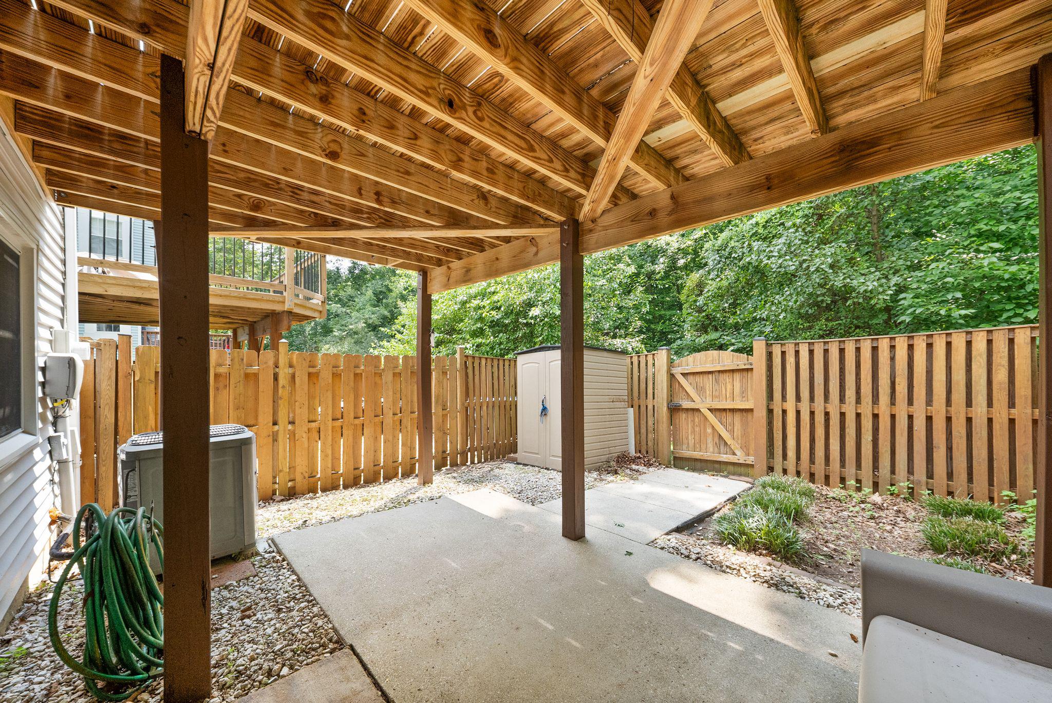 15325 Waters Edge Ct Property Photo 43