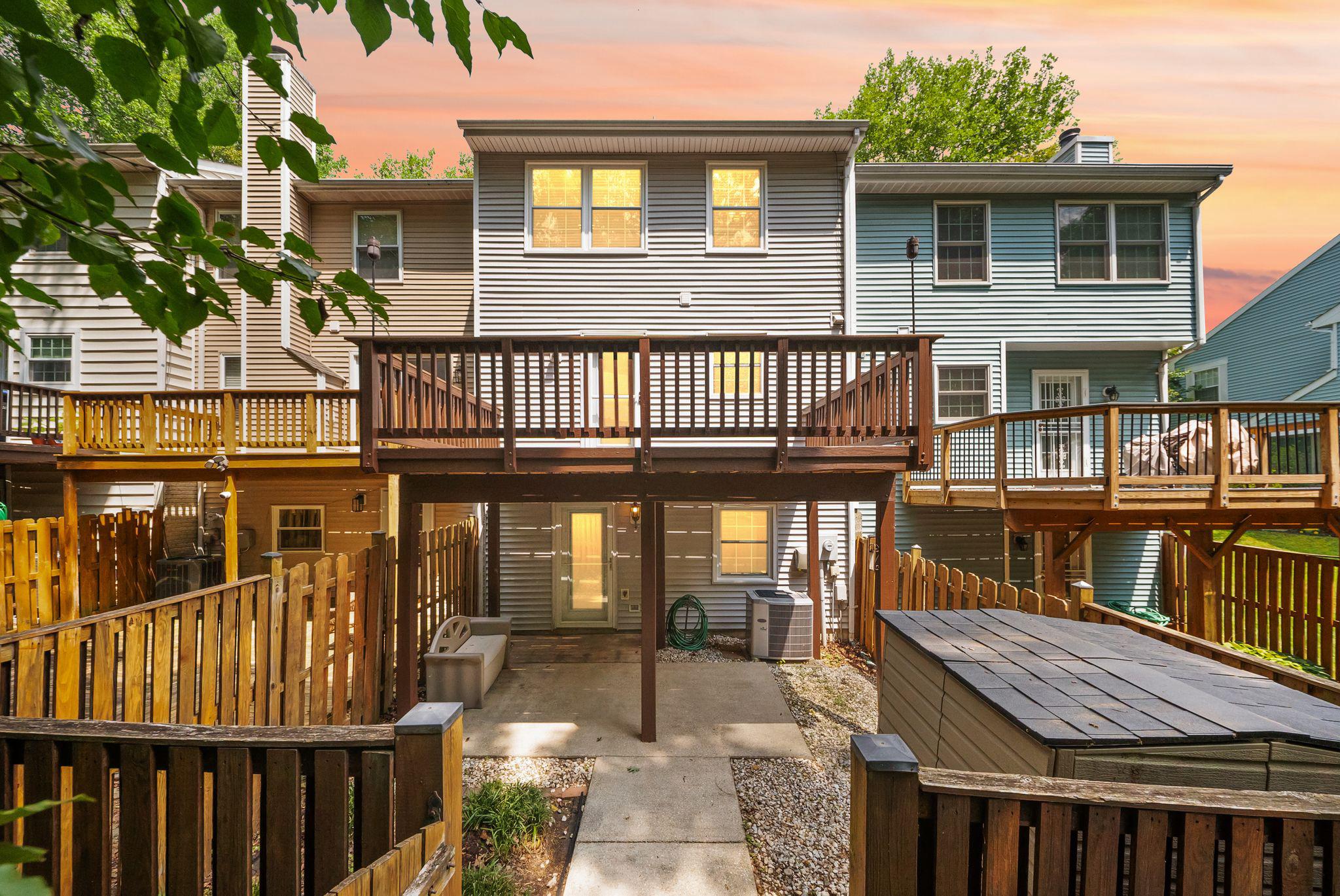 15325 Waters Edge Ct Property Photo 48