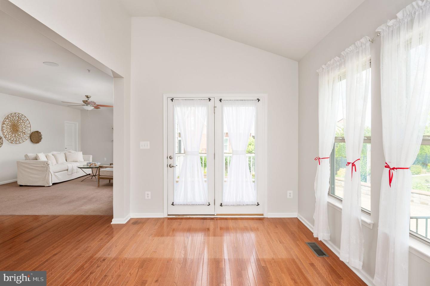 2505 Sweet Clover Ct Property Photo 18