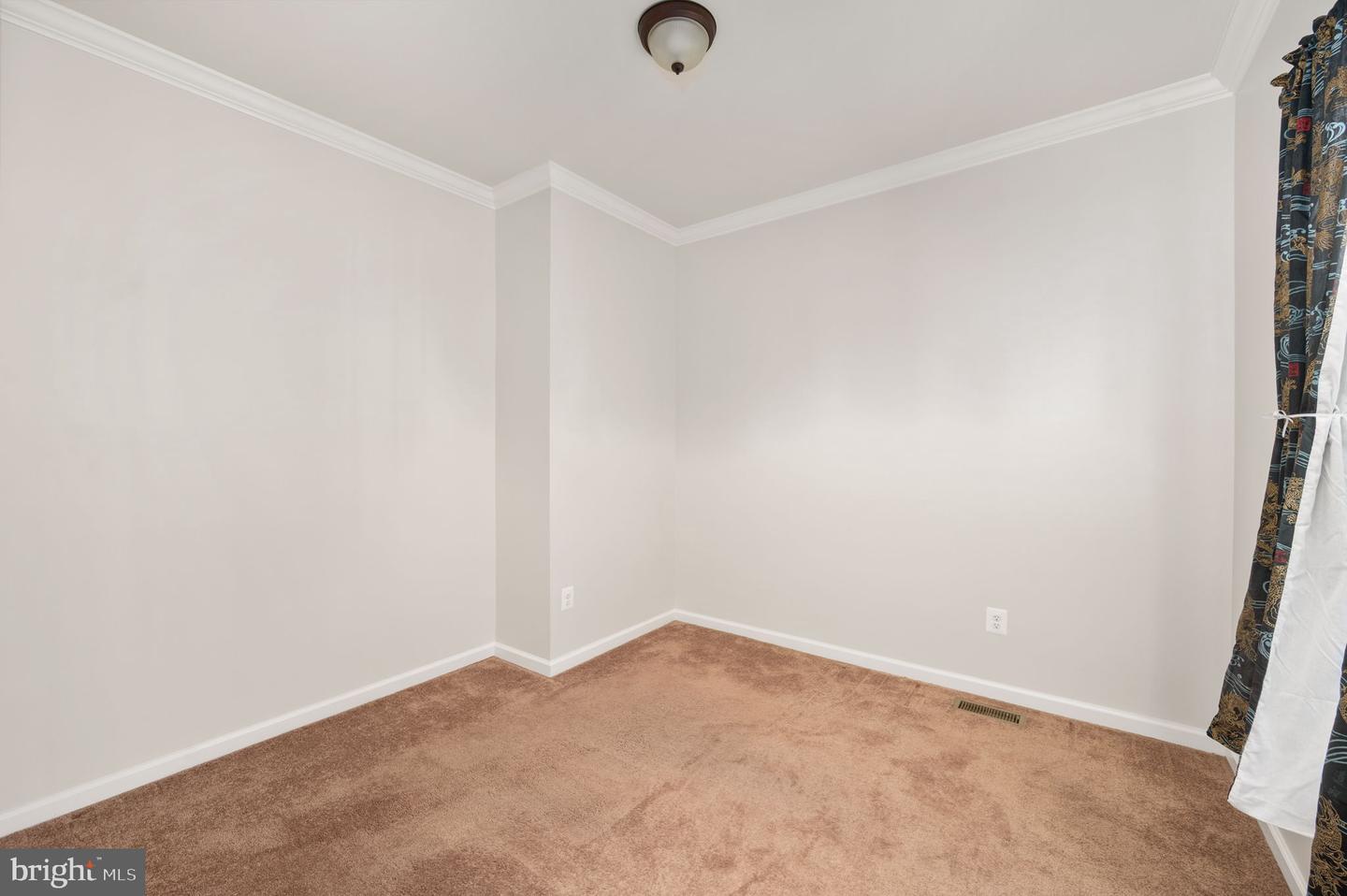 2505 Sweet Clover Ct Property Photo 19