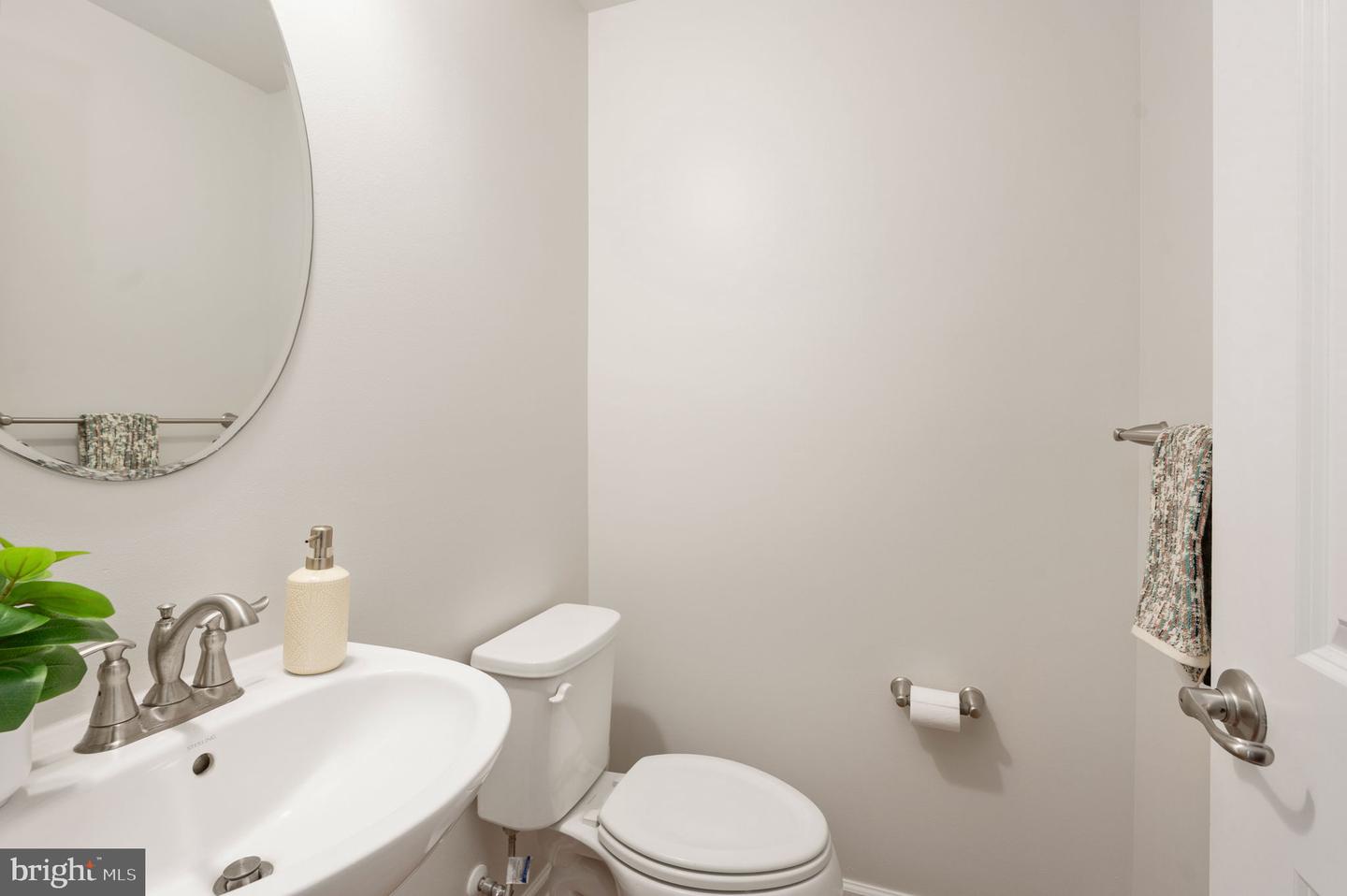 2505 Sweet Clover Ct Property Photo 23