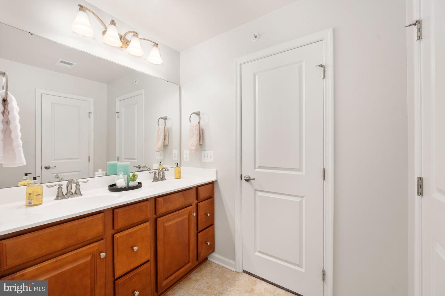 2505 Sweet Clover Ct Property Photo 29