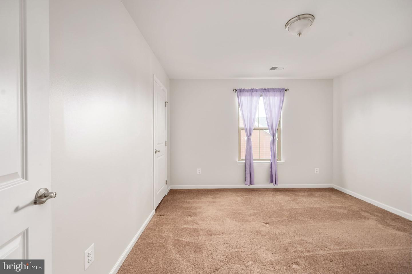 2505 Sweet Clover Ct Property Photo 33
