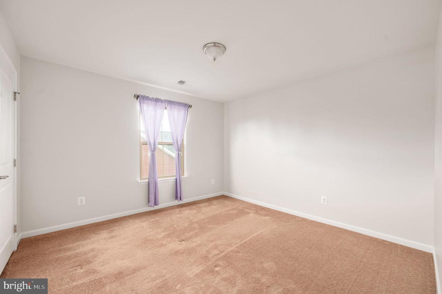 2505 Sweet Clover Ct Property Photo 34