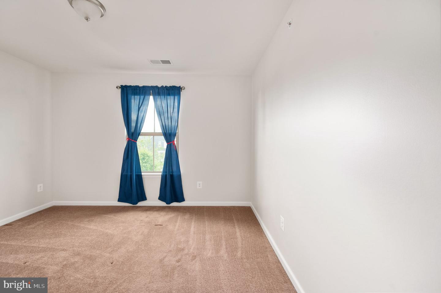 2505 Sweet Clover Ct Property Photo 35