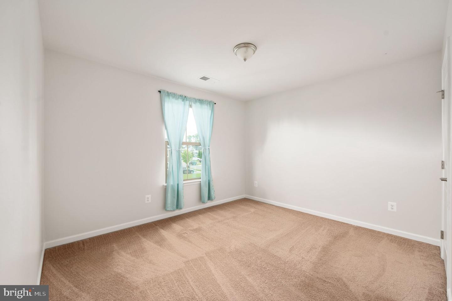 2505 Sweet Clover Ct Property Photo 38