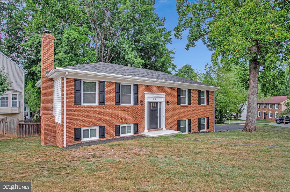 3998 Hidden Valley Ct Property Photo 1
