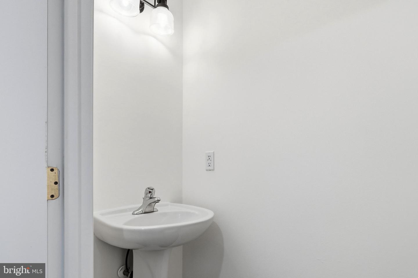 1526 Grosbeak Ct Property Photo 22