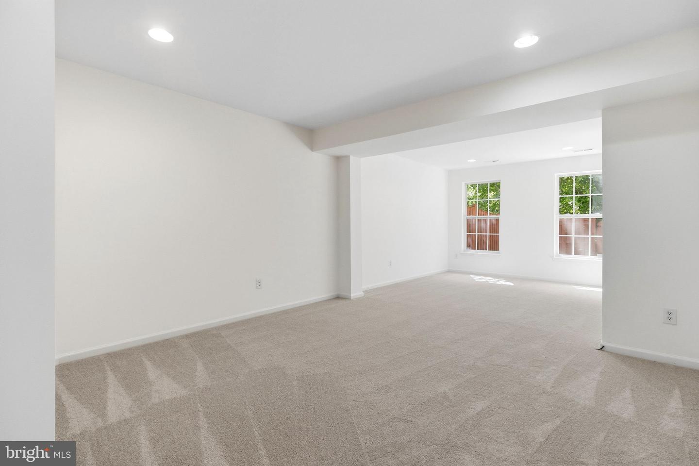1526 Grosbeak Ct Property Photo 23