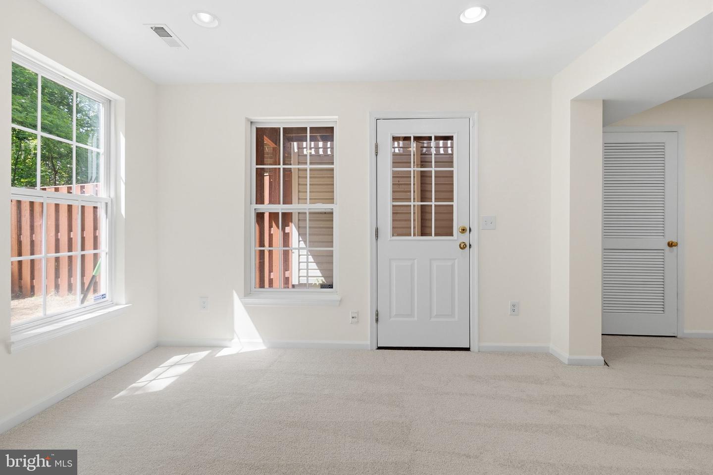 1526 Grosbeak Ct Property Photo 25