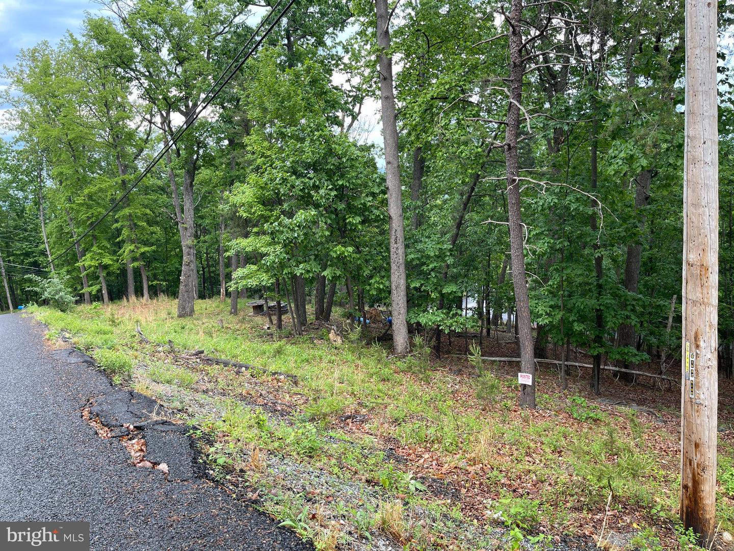 16207 Sumney Dr Property Photo 5