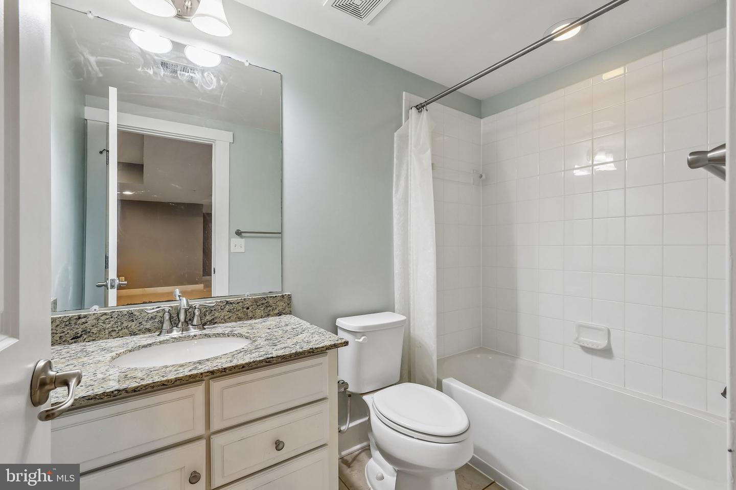 17141 Gullwing Dr Property Photo 37