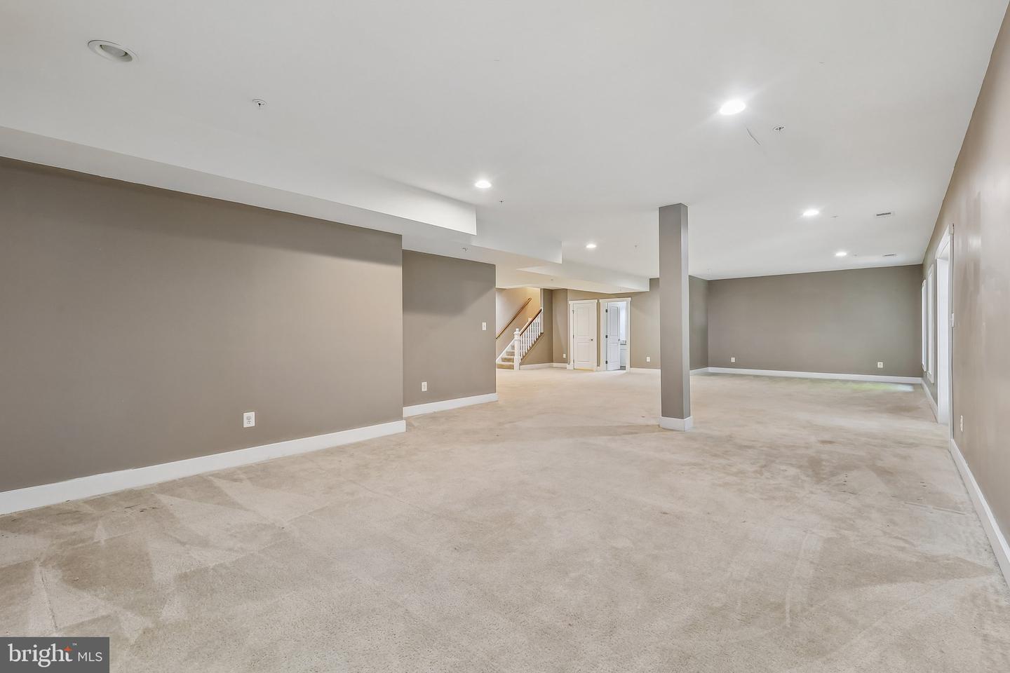 17141 Gullwing Dr Property Photo 40