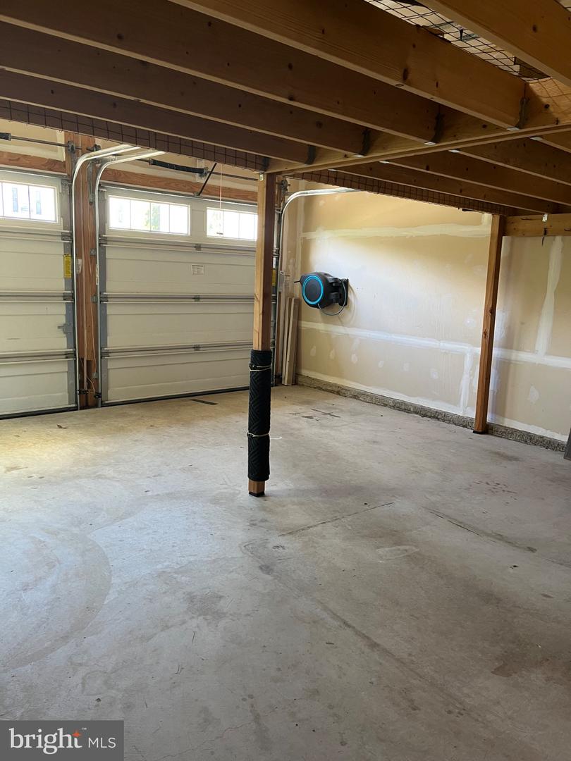17141 Gullwing Dr Property Photo 46