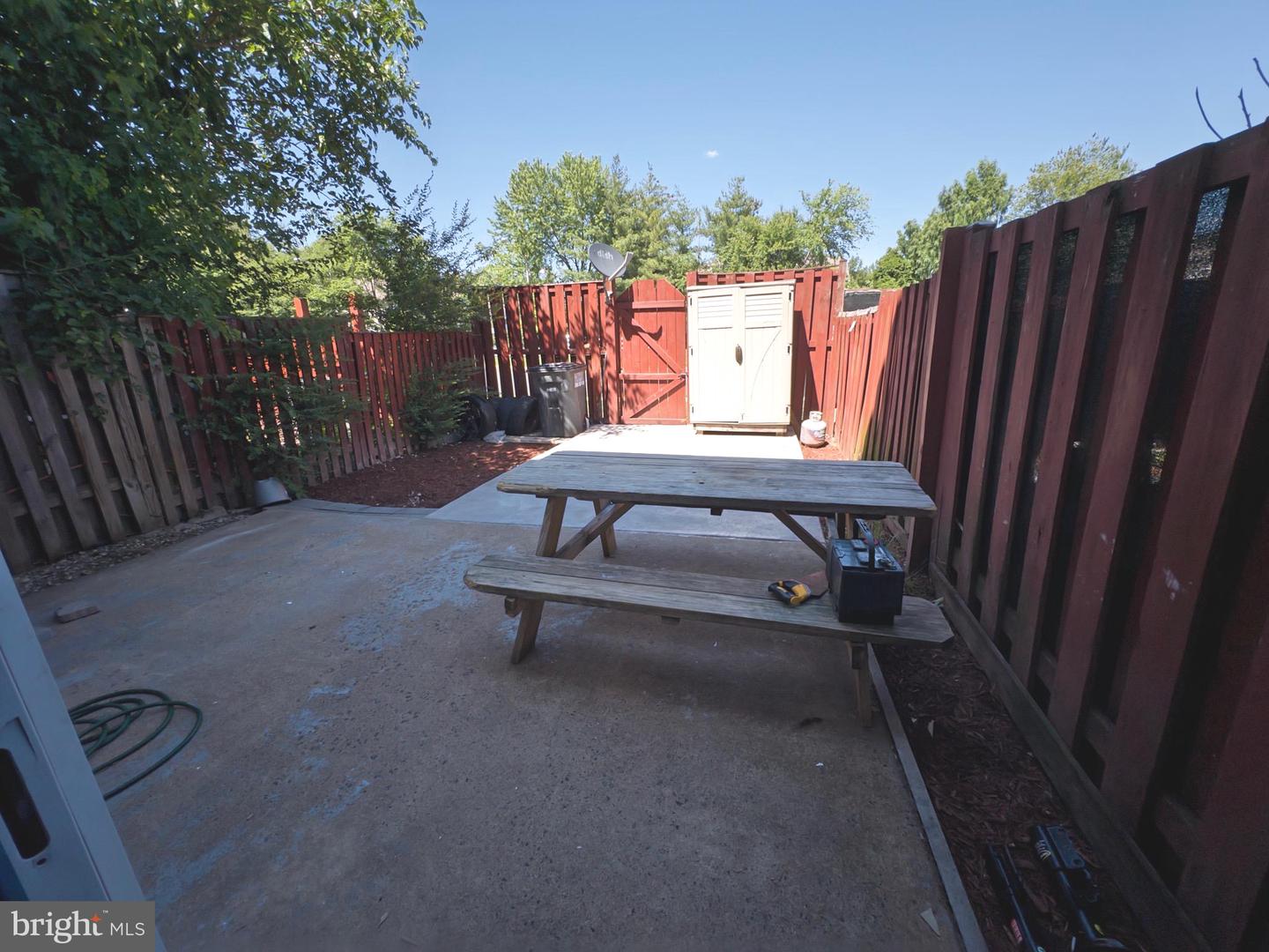 2828 Beechtree Ln Property Photo 10