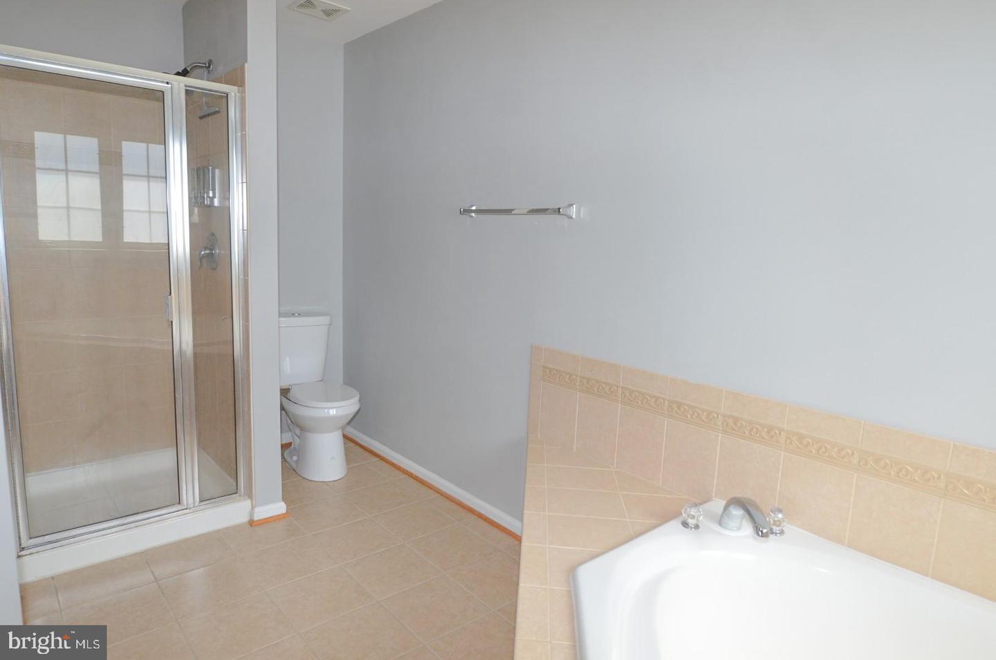 16291 Catenary Dr Property Photo 21
