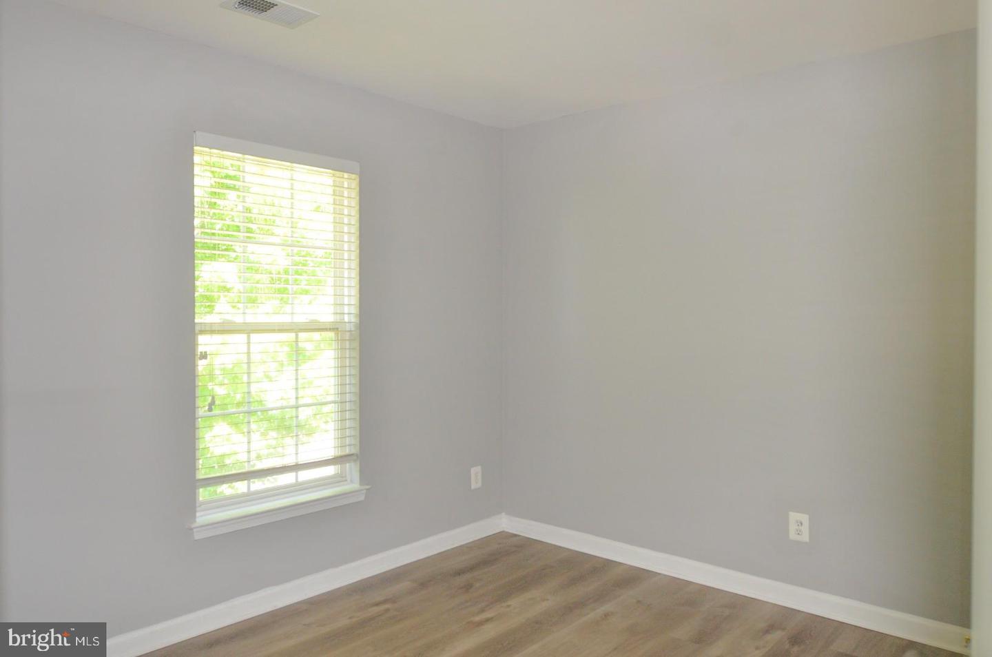 16291 Catenary Dr Property Photo 22