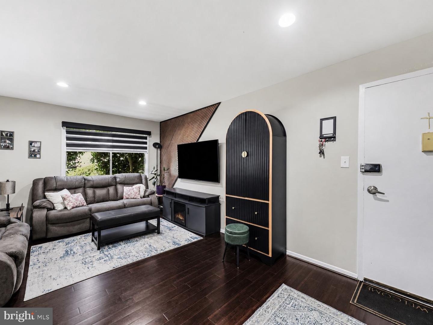 12703 Lotte Dr #apt 104 Property Photo 2