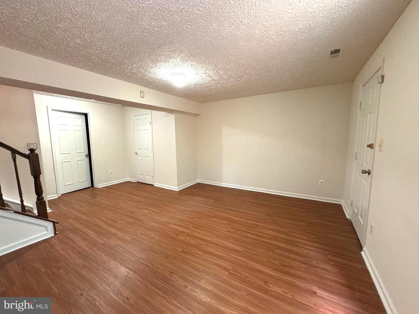 3654 Wharf Ln Property Photo 12