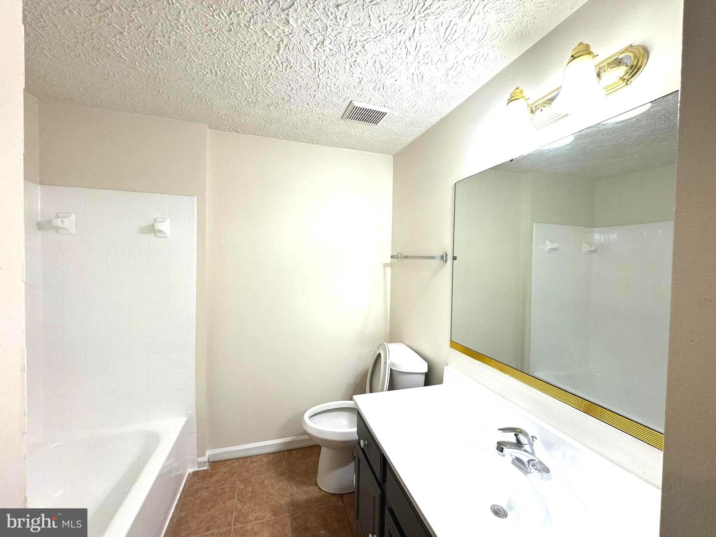 3654 Wharf Ln Property Photo 14