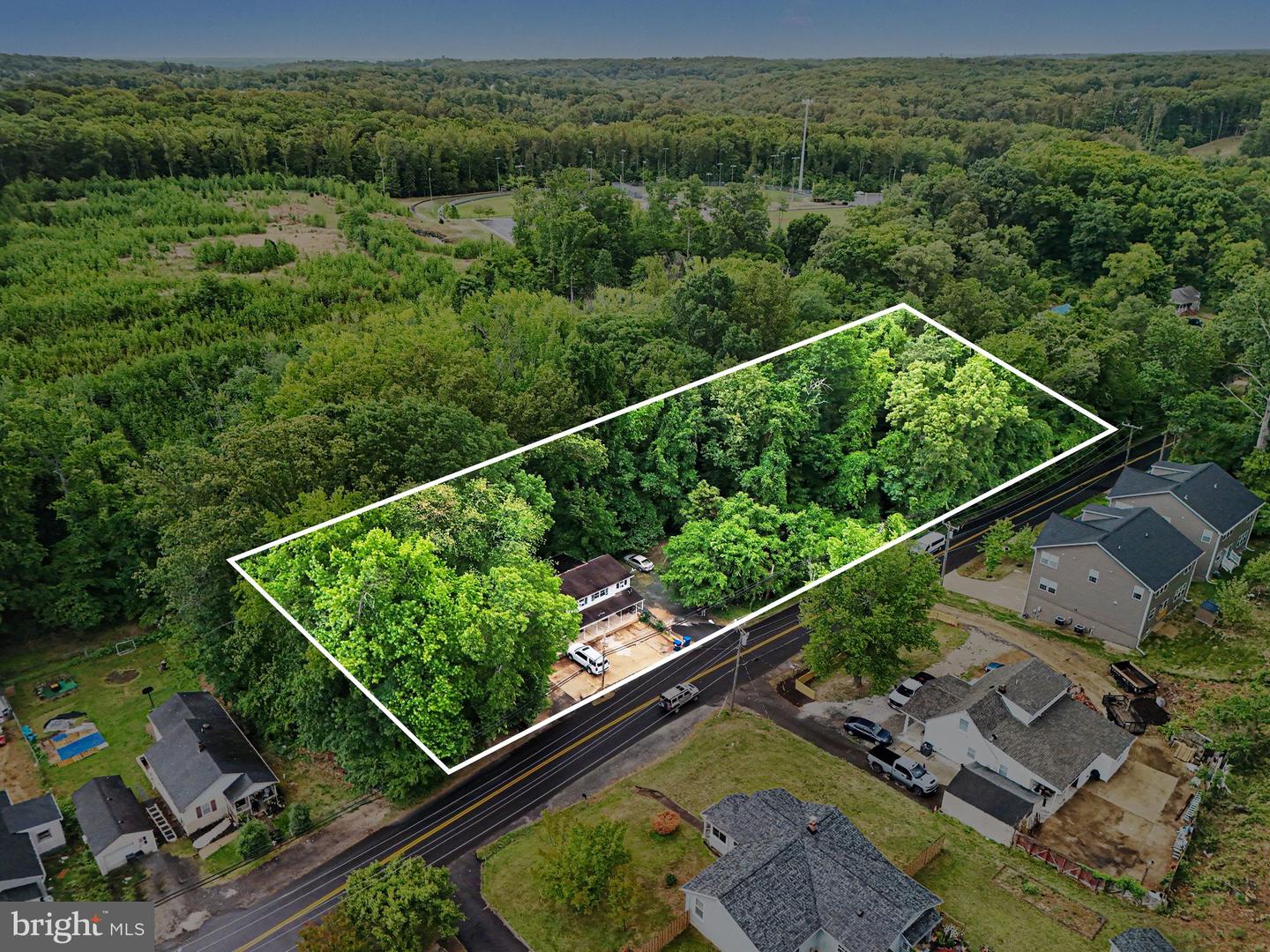 18559 Old Triangle Rd Property Photo 1