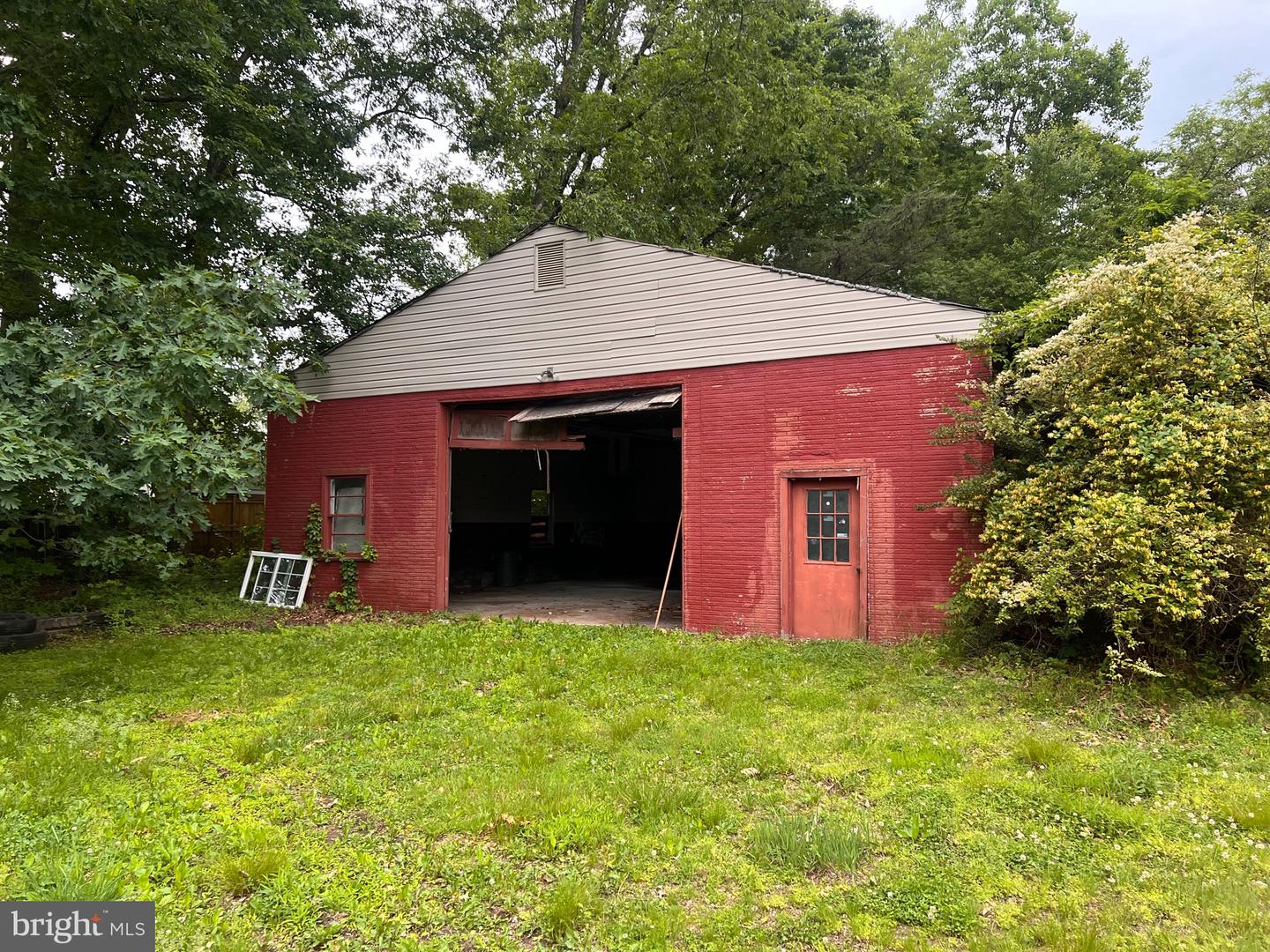 4269 PRINCE WILLIAM PKWY Property Photo 1