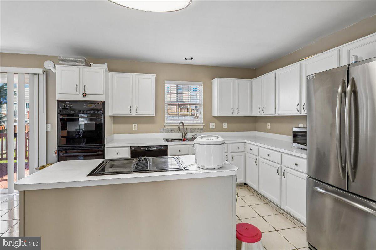 9077 Slate Stone Loop Property Photo 6