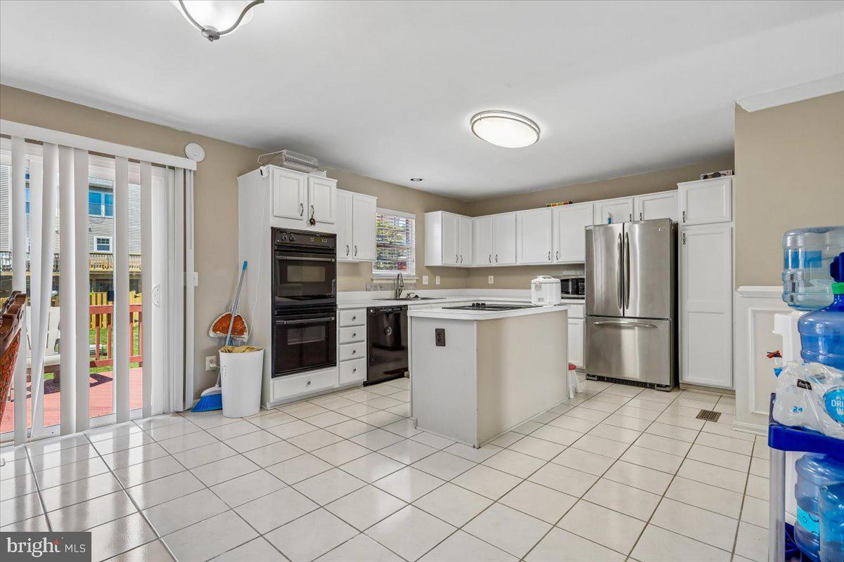 9077 Slate Stone Loop Property Photo 13