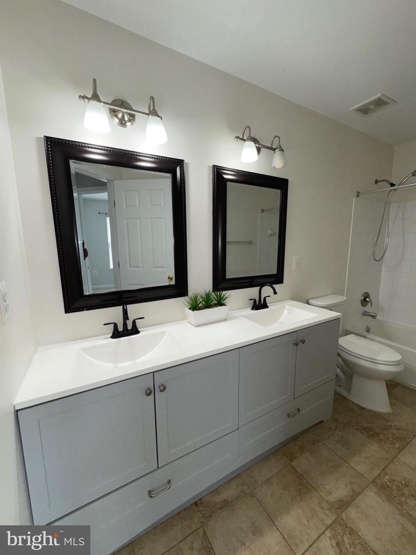 15769 Silent Tree Pl Property Photo 16