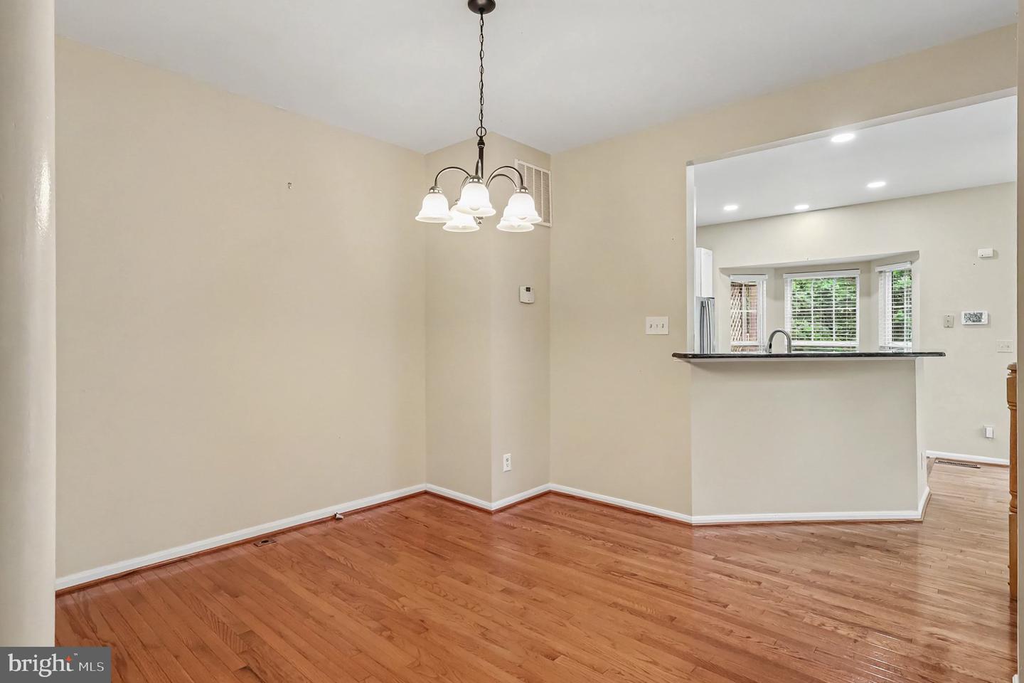 4872 Ebb Tide Ct Property Photo 7