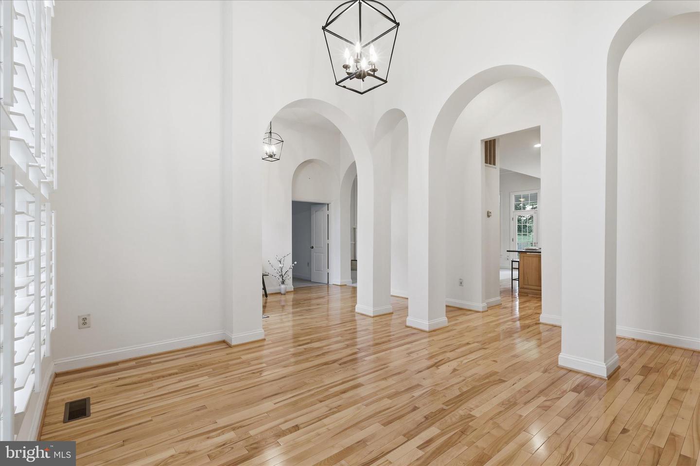 8277 Roxborough Loop Property Photo 14