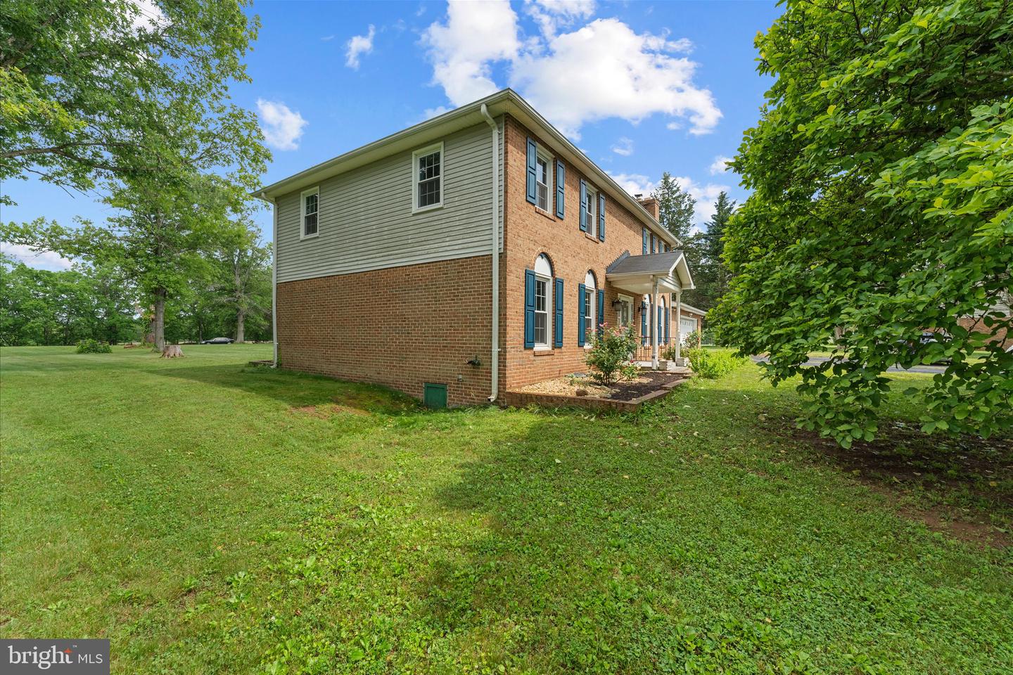 2611 Alvey Dr Property Photo 3